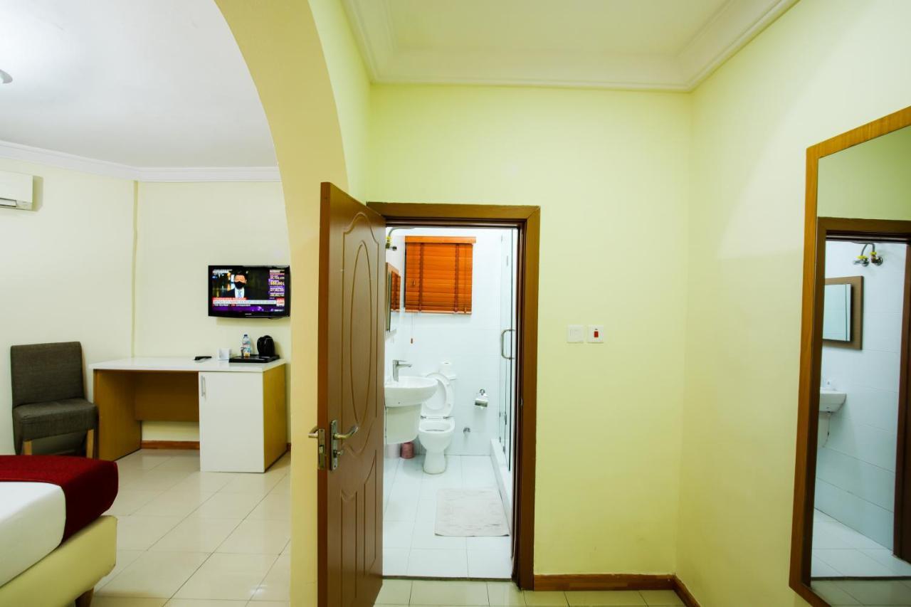 Chateux De Atlantique Hotel Aliayabiagba المظهر الخارجي الصورة